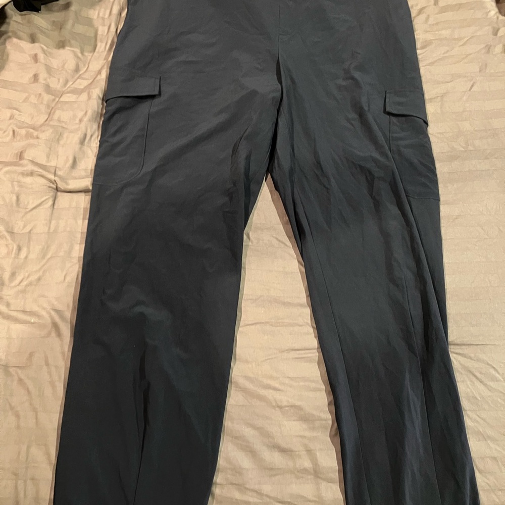 Women’s Banana Republic AIRSTRETCH Cargo Pants